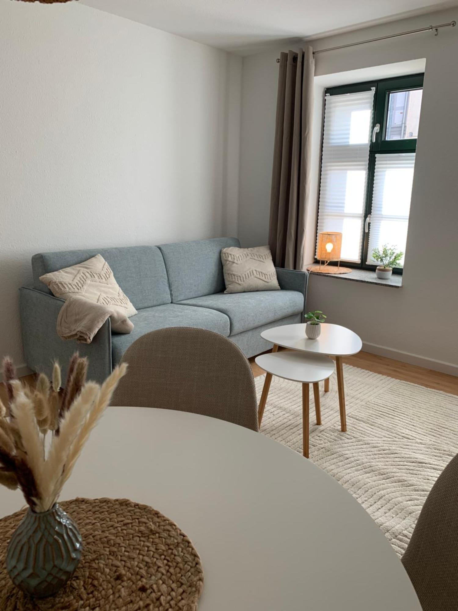City-Apartment Mit Parkplatz & Fahrradraum! Nur 300M Zum Stadthafen Schwerin  Exteriör bild